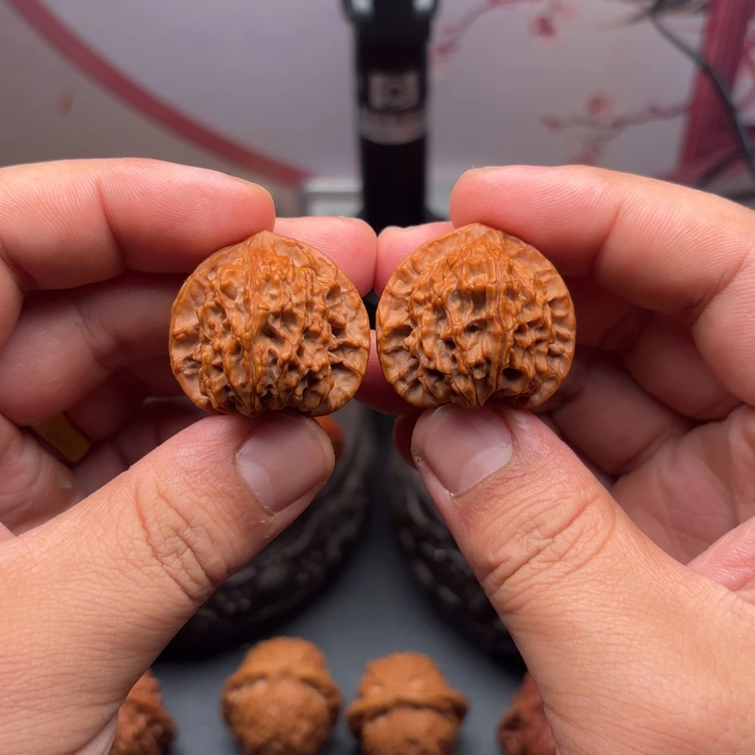 文玩核桃吊坠云罩寺公子帽