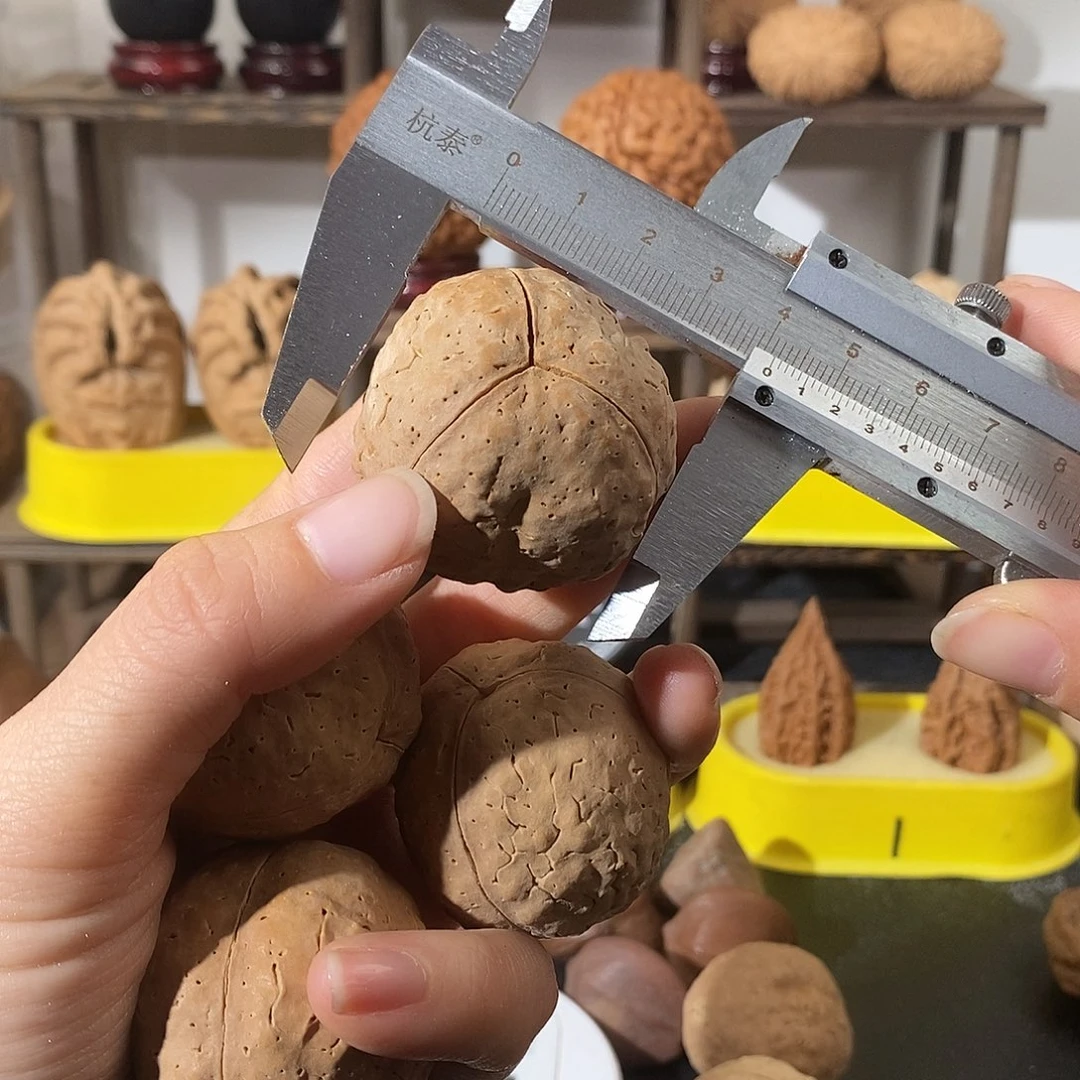 吊坠文玩核桃南*南瓜金刚散4颗不退不换不接受中差评39