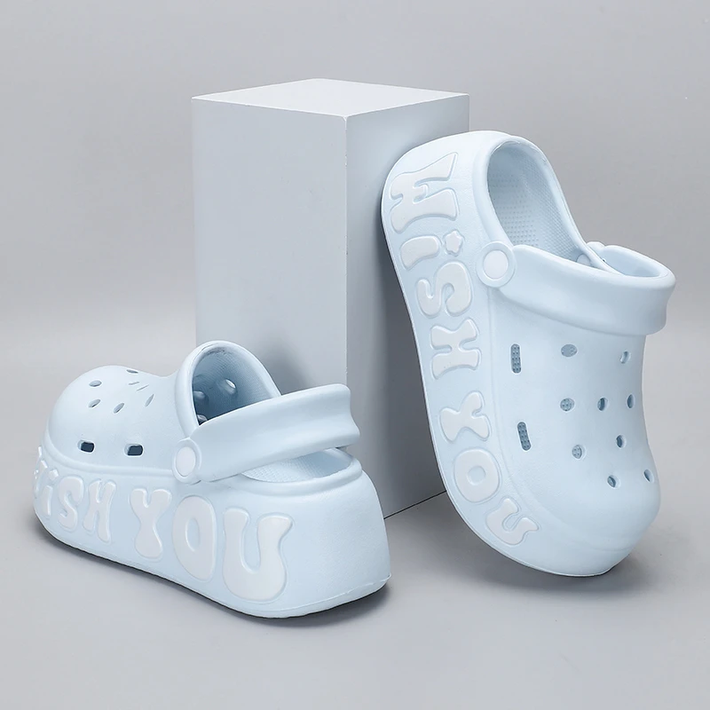 厚底洞洞鞋女款夏季新款百搭学生外穿包头鞋海边沙滩防滑软底凉鞋