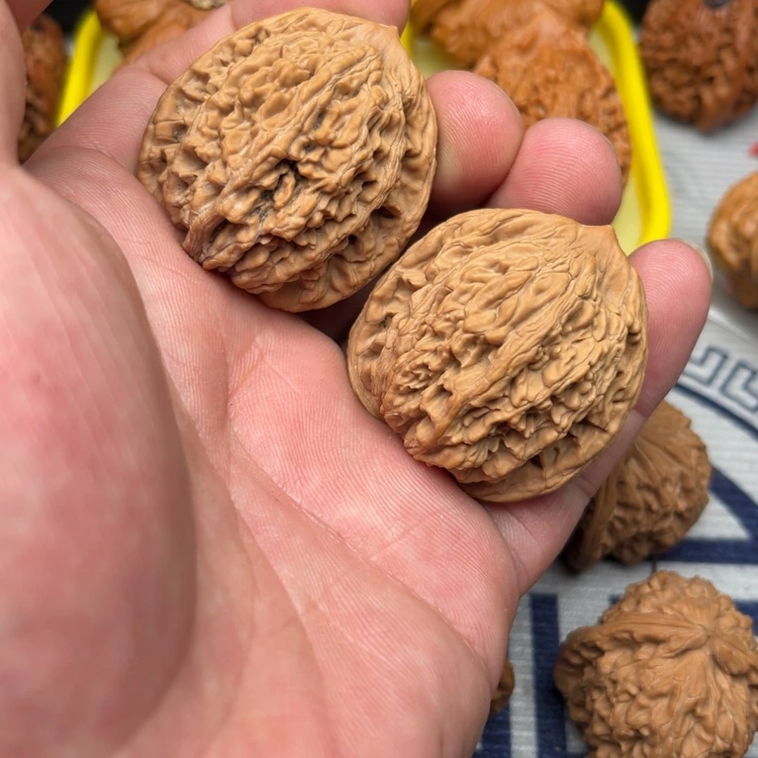 文玩核桃把件39麦虎