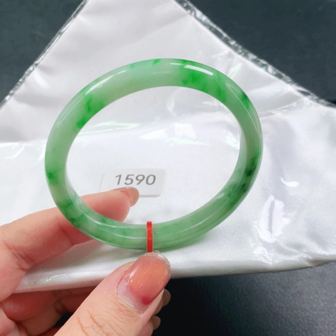 翡翠未镶嵌手镯（贵妃镯）03