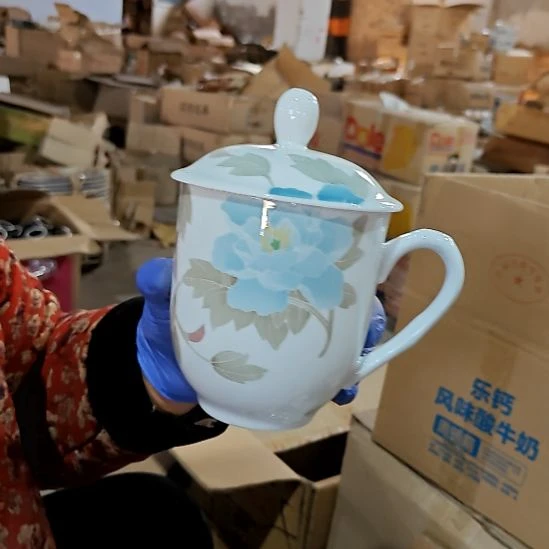 瓷片陶瓷盘子碗啥都有