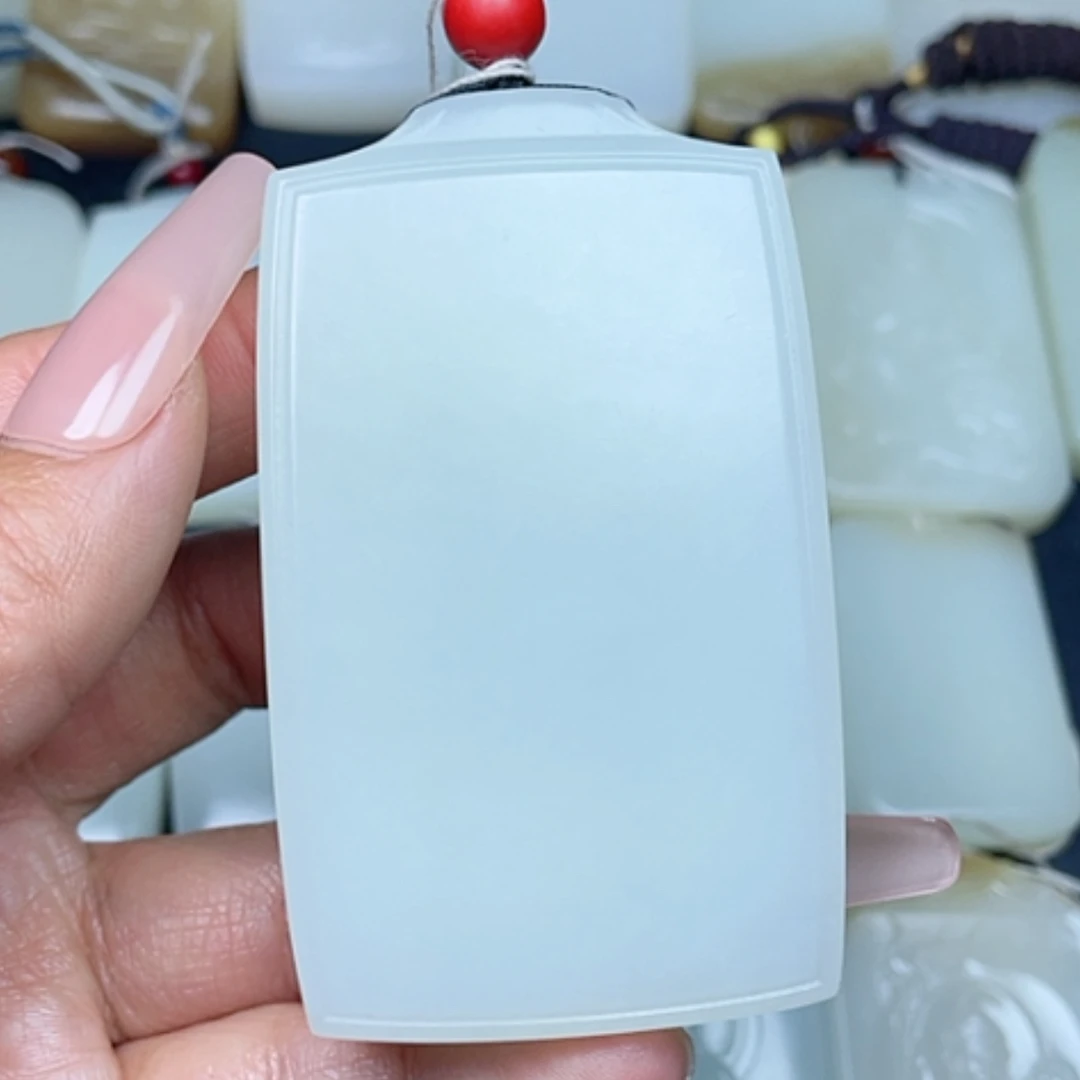 【闪购商品】颈饰未镶嵌和田玉富**生