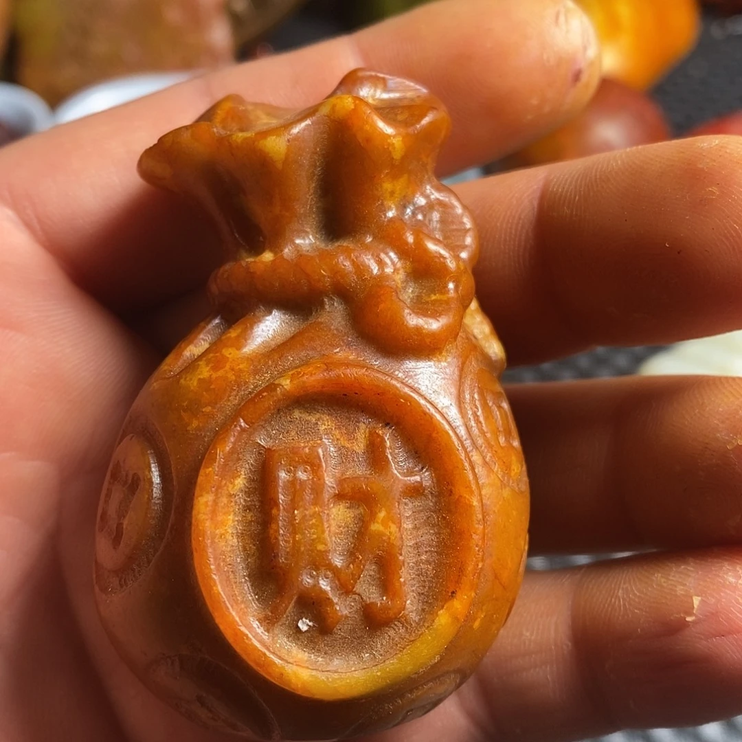 蛇纹石玉合金颈饰