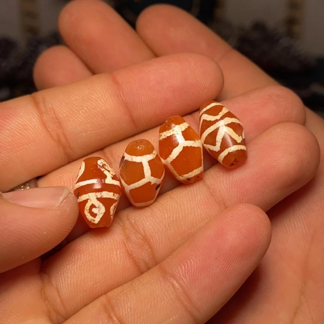 玛瑙/玉髓未镶嵌珠宝奇石