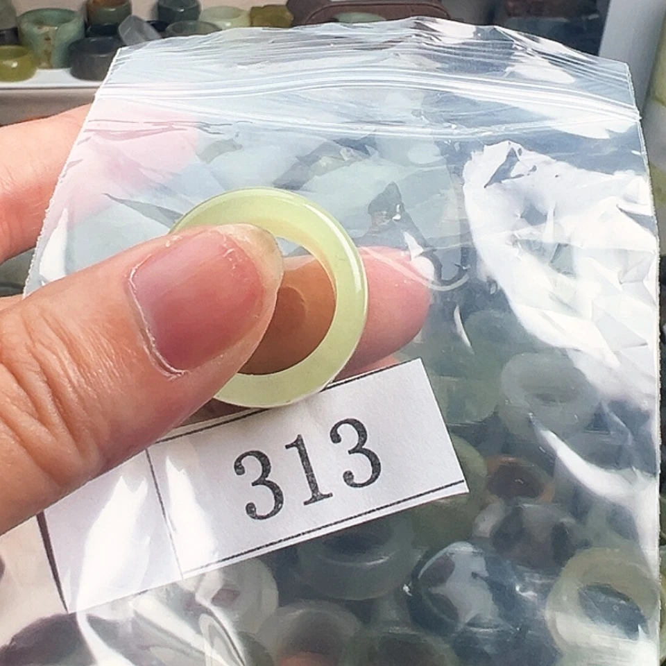 【闪购商品】未镶嵌蛇纹石玉戒指明