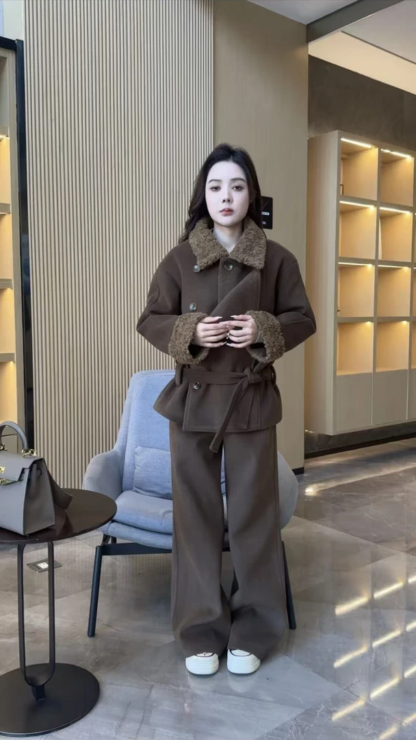 毛领加厚毛呢大衣外套+裤子女冬季新款小个子套装-25177