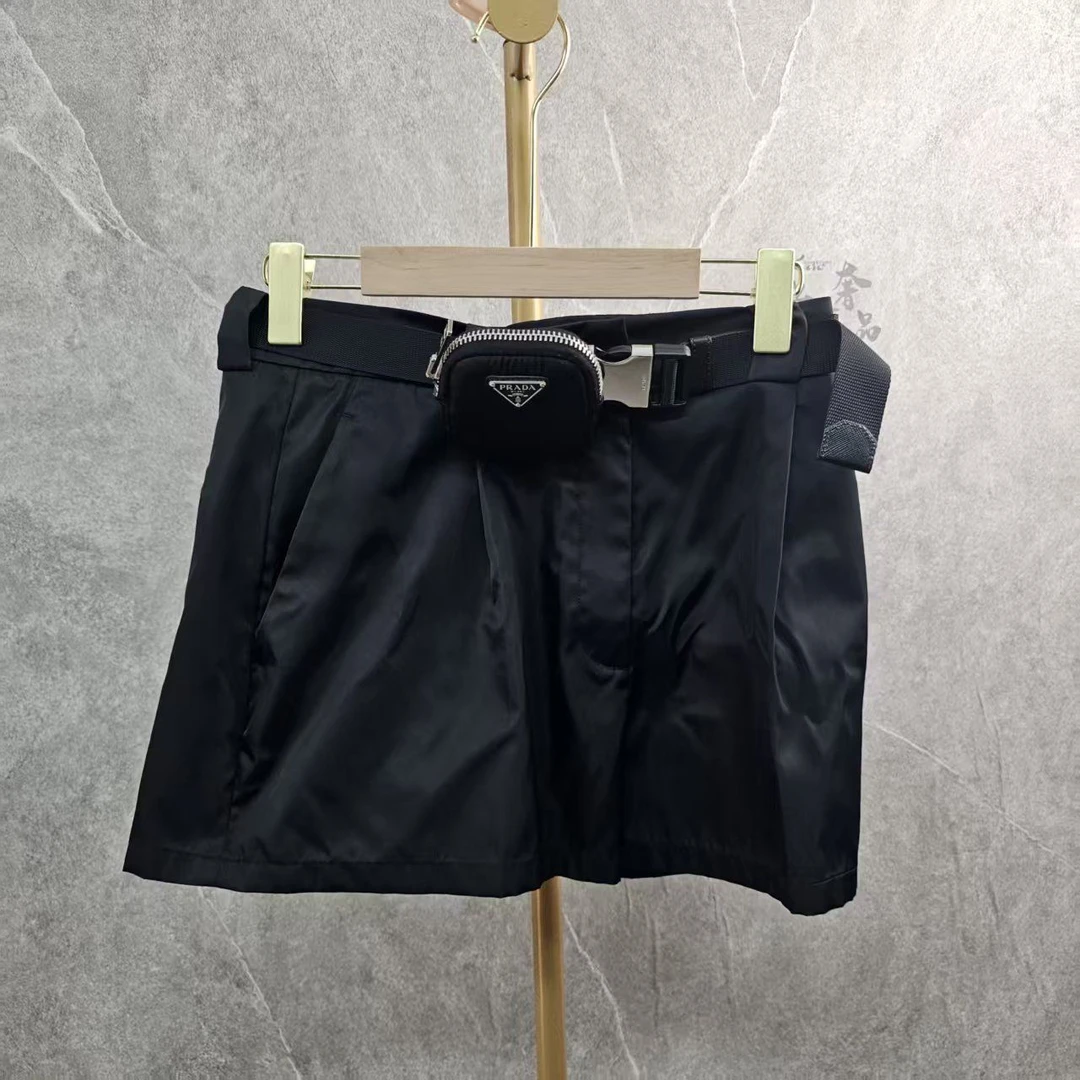 99新 Prada/普拉达  海囤K/普拉达裤子/38码/ze117652