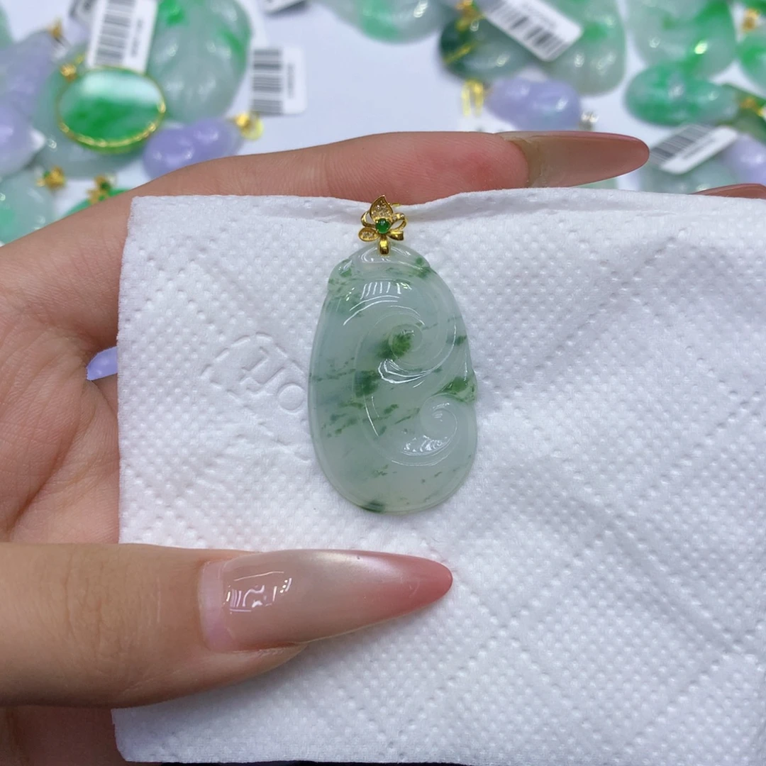 林***千翡翠18K金镶嵌颈饰111111111111