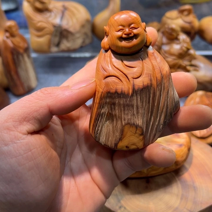 晋***哥柏木（崖柏）陈化老料手串把件