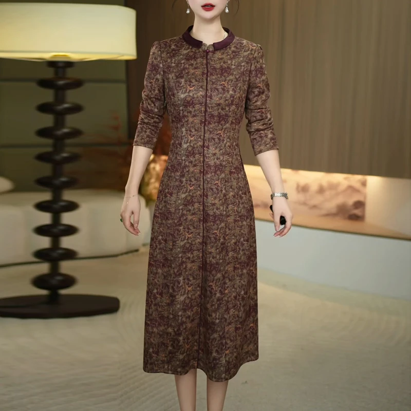 高端时尚复古印花连衣裙2025春秋新款中老年妈妈优雅减龄显瘦裙子