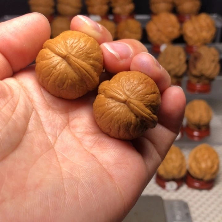 把件文玩核桃37蛇皮球