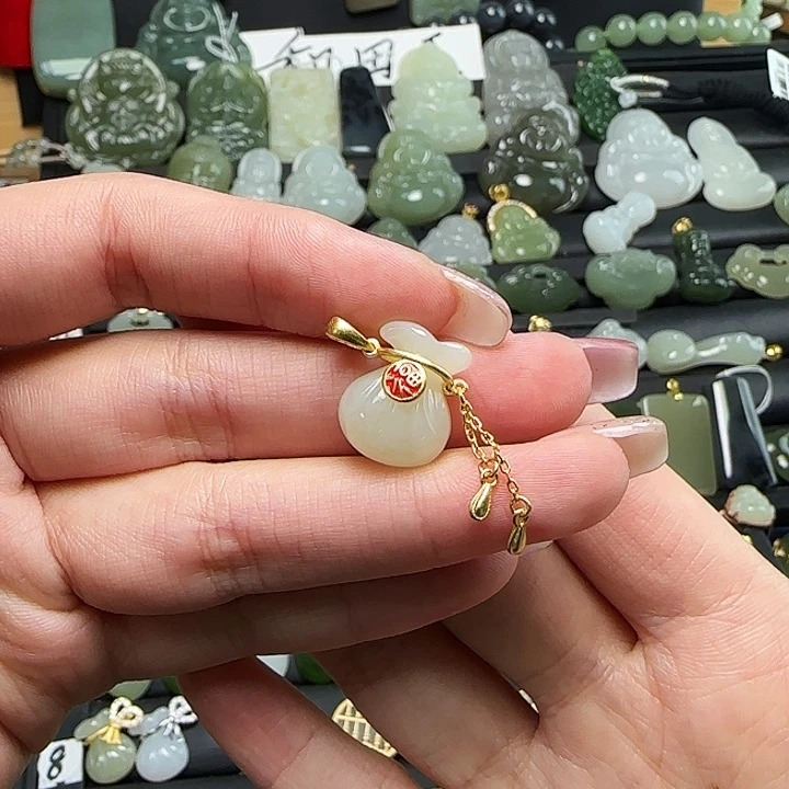 颈饰银S925镶嵌和田玉