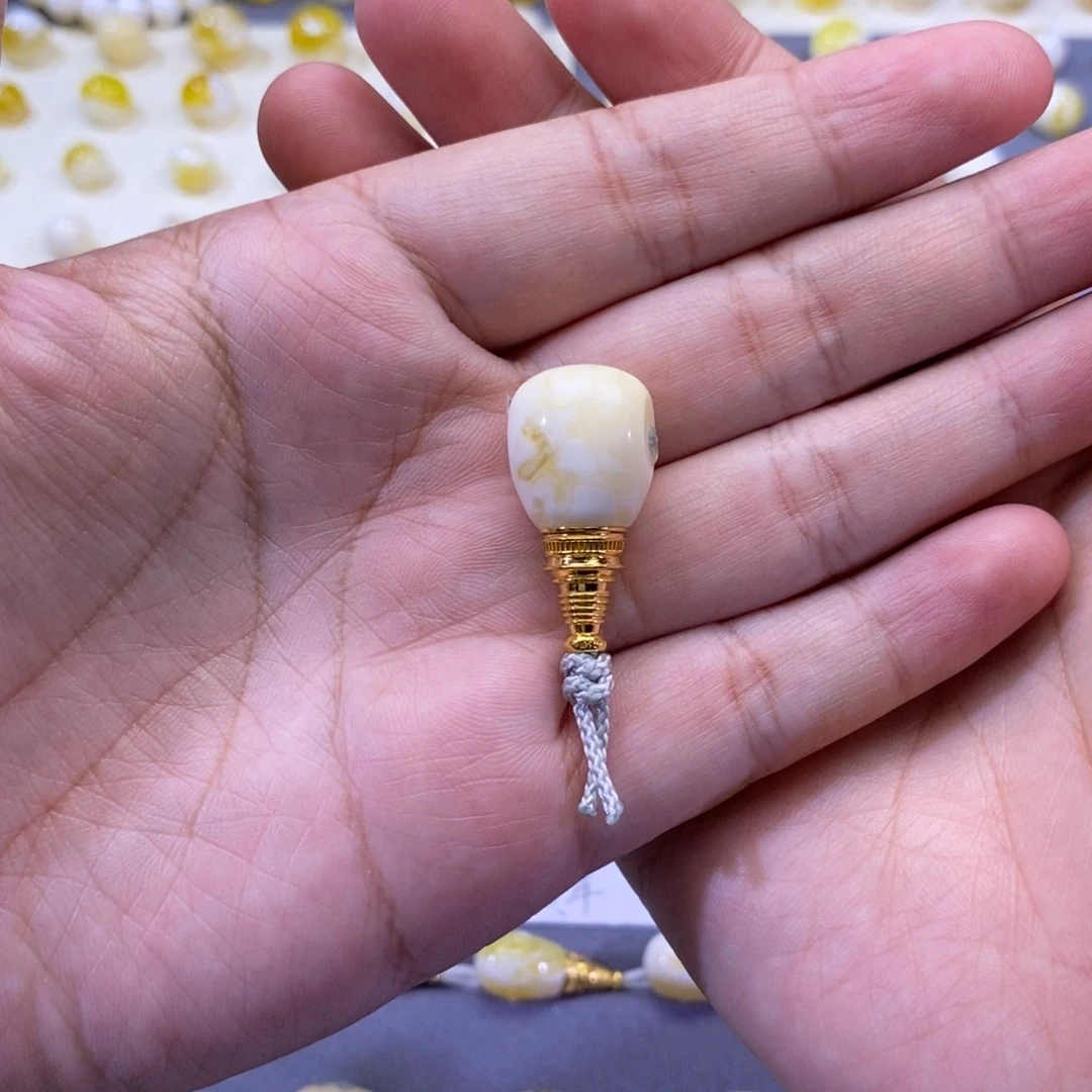 琥珀珠宝奇石未镶嵌稀*哦