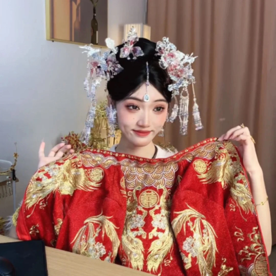 Z8170传统中式婚礼秀禾浅色减龄古风汉服新娘头饰