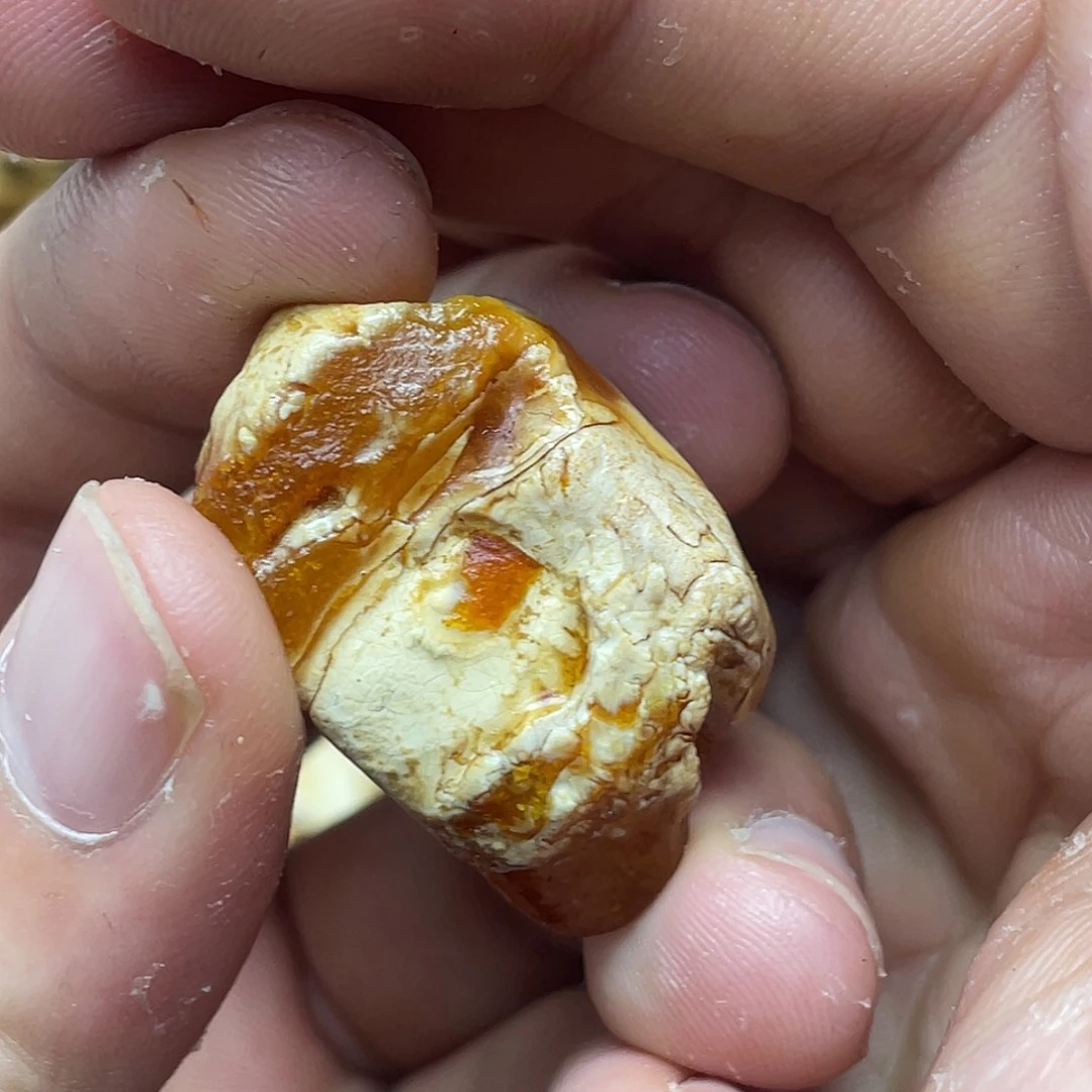 未镶嵌定制琥珀定制