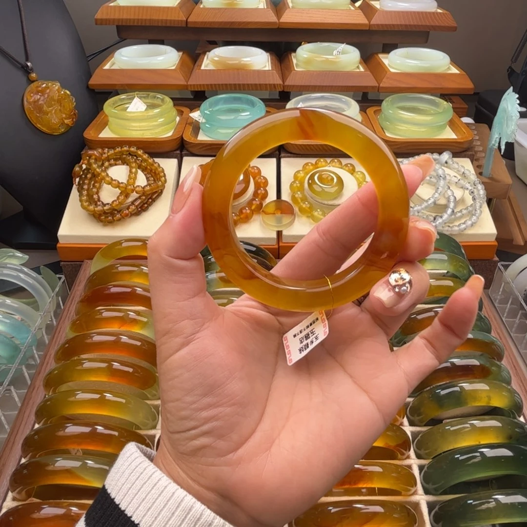 蛇纹石玉未镶嵌手镯56