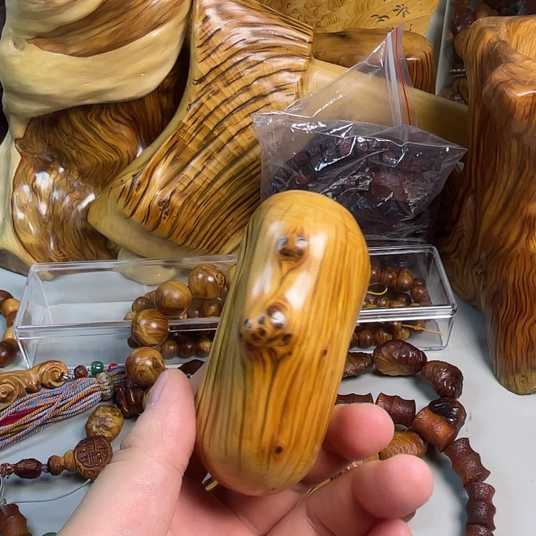 柏木（崖柏）太行崖柏虎皮纹手把件