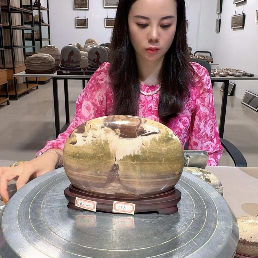 12×15 长江画面石摆件