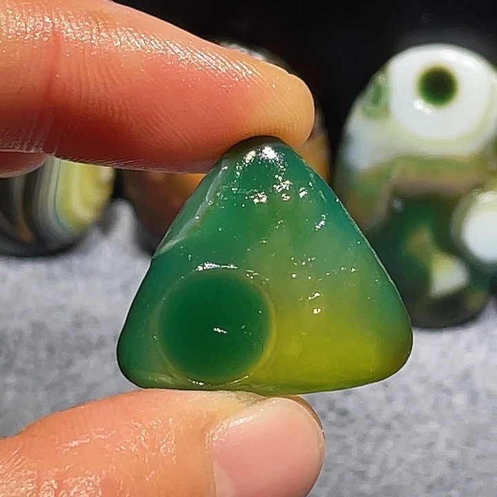 匠***摄玛瑙/玉髓未镶嵌珠宝奇石