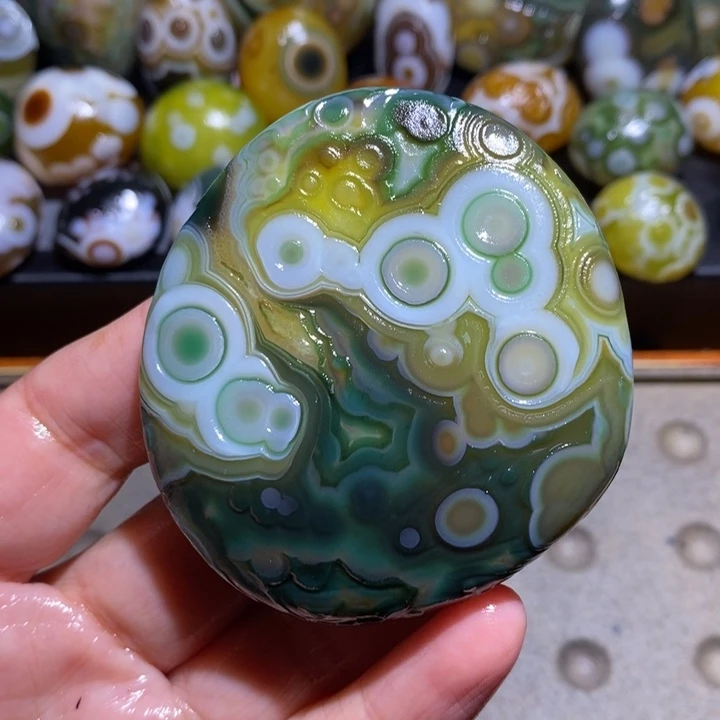 未镶嵌玛瑙/玉髓珠宝半成品120