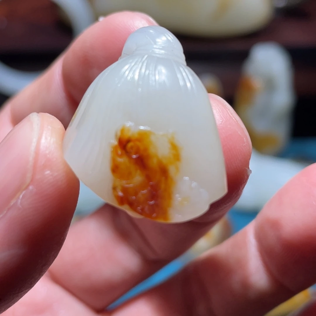 和田玉（糖玉）未镶嵌颈饰