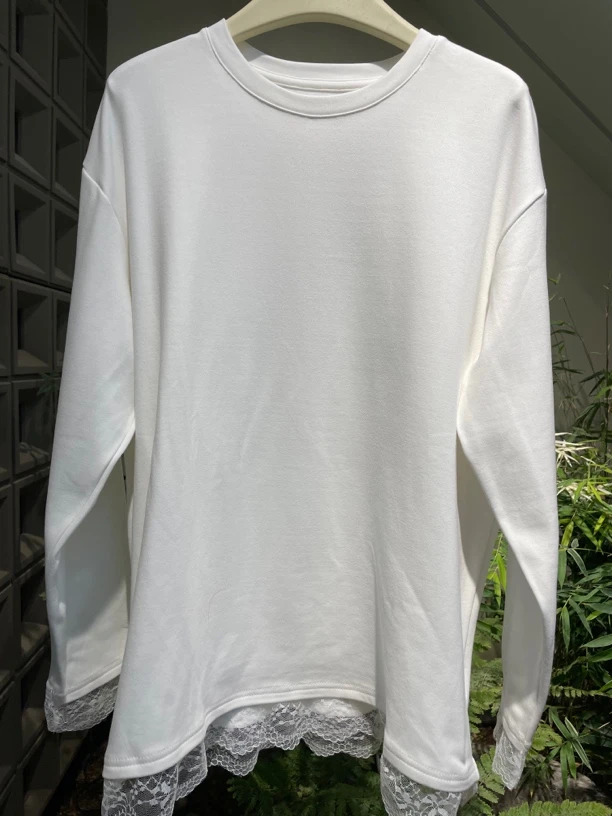 简约基础白色长袖带蕾丝边打底T