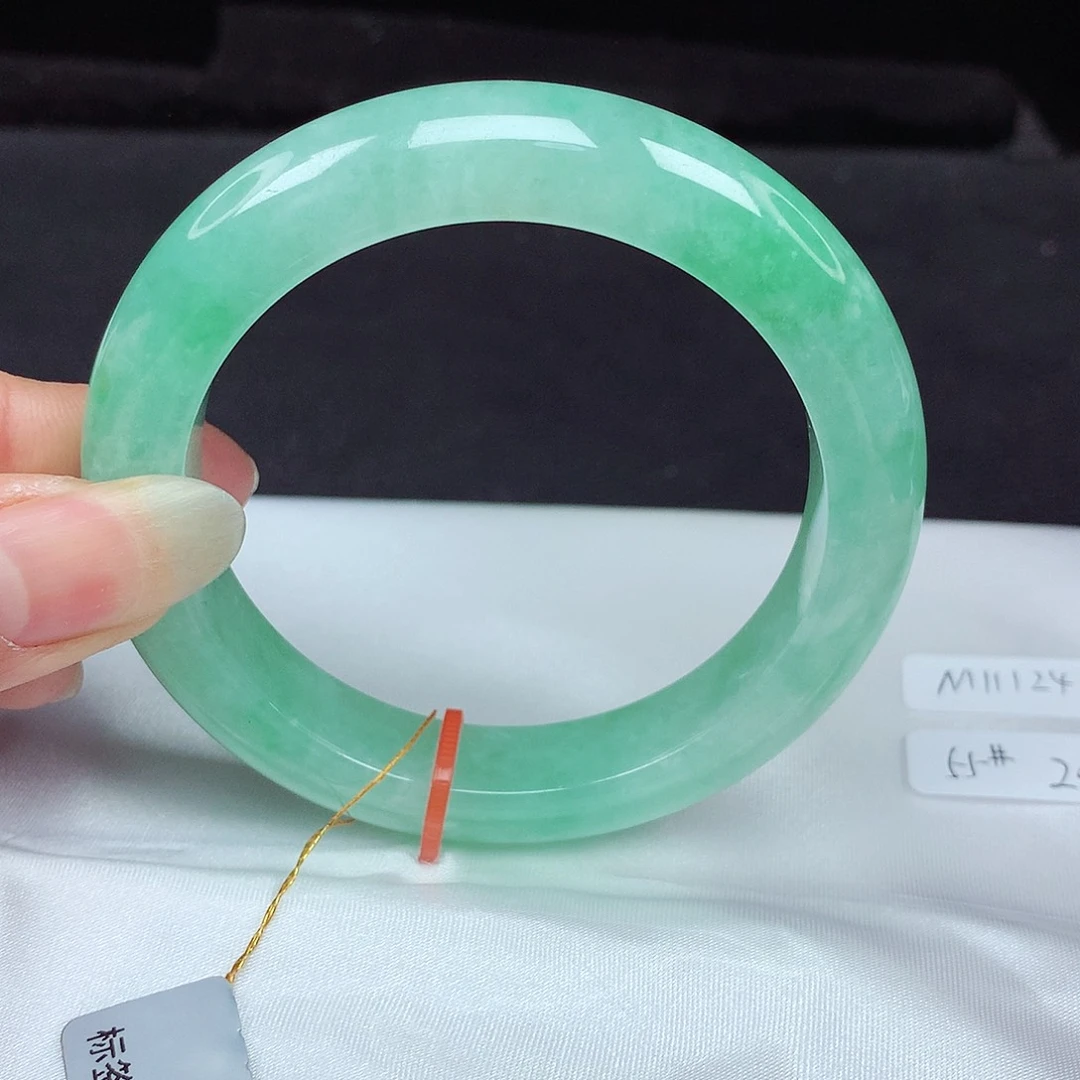 未镶嵌手镯翡翠55圈240