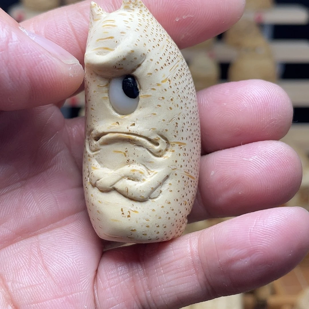竹竹根雕独眼手把件