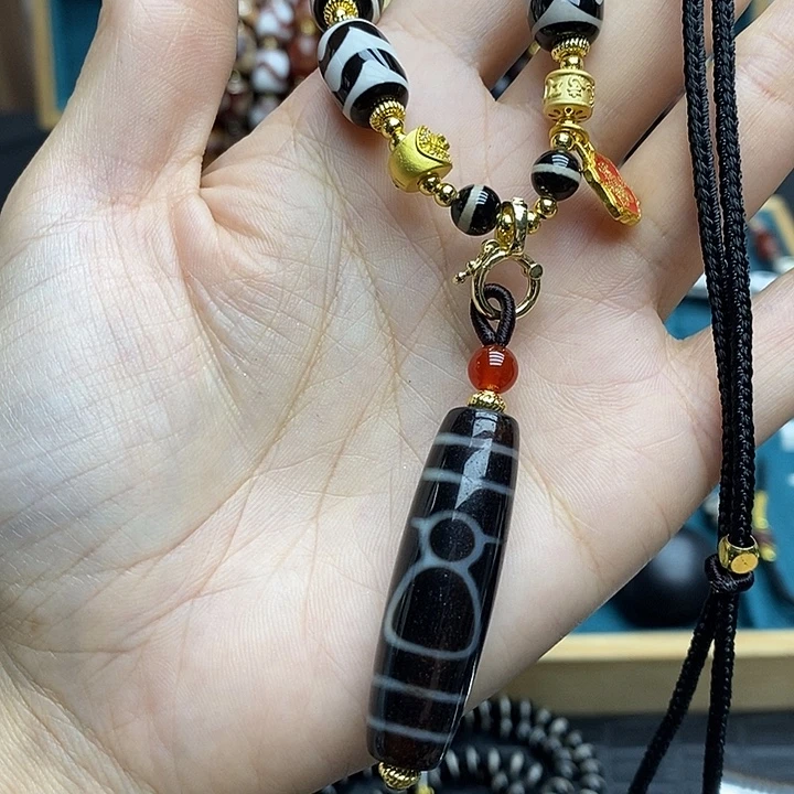 玛瑙/玉髓颈饰合金