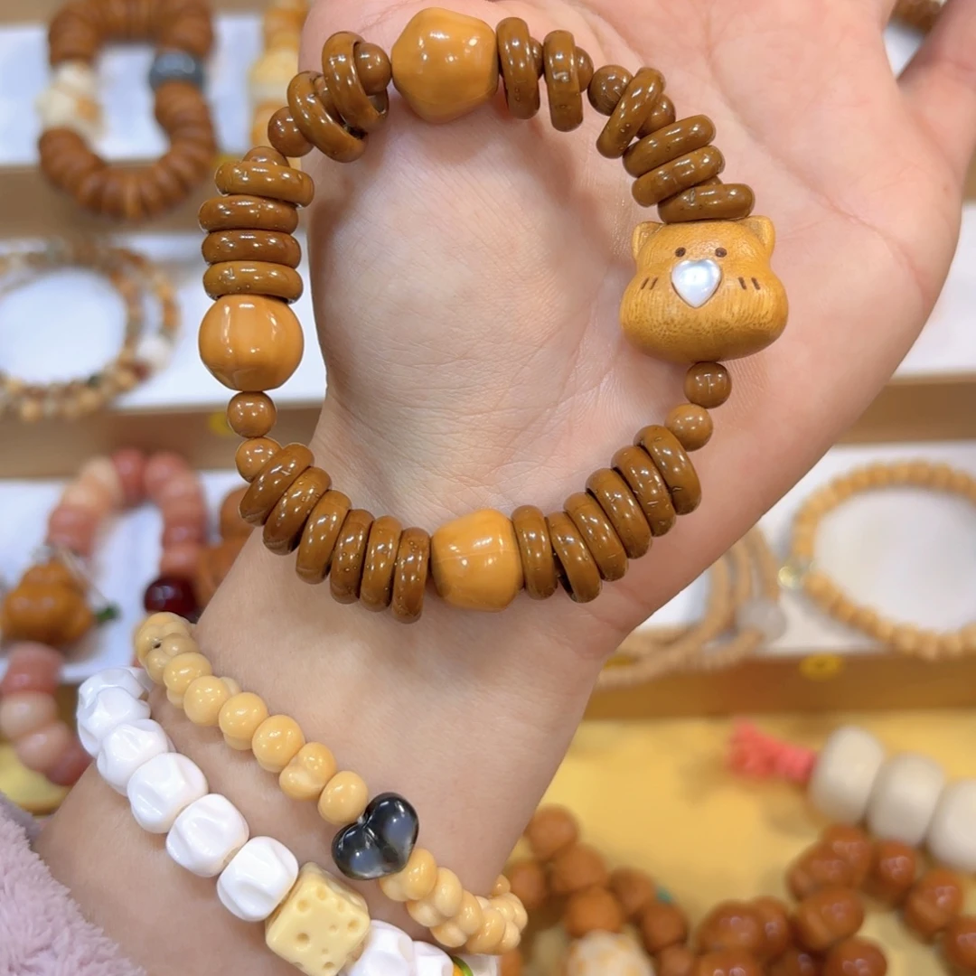 手串星月菩提甜甜圈➕熊熊