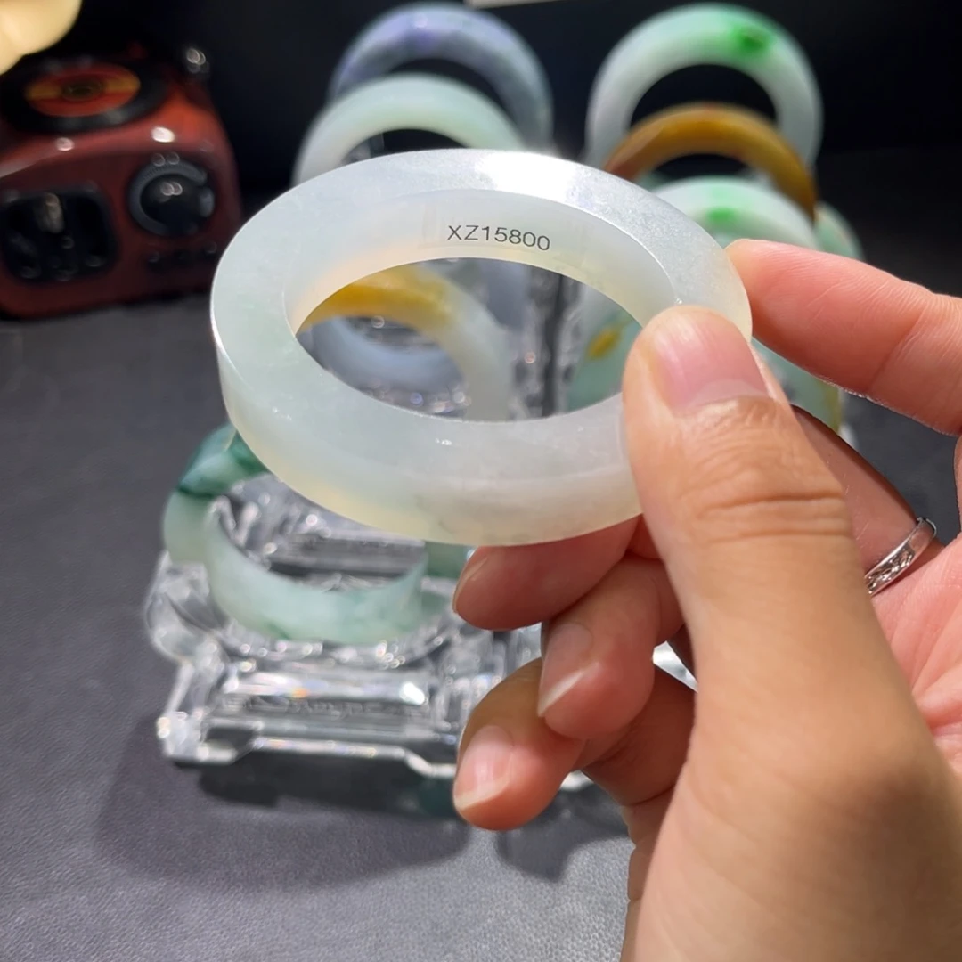 定制翡翠未镶嵌手镯冰感贵妃条