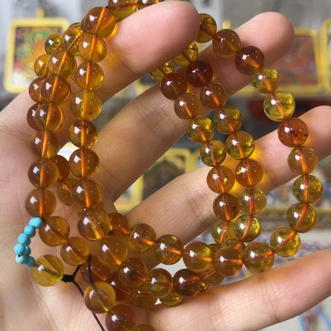 琥珀未镶嵌手链矿坑