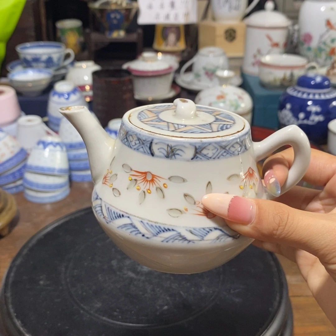 摆件微瑕青花玲珑壶陶瓷
