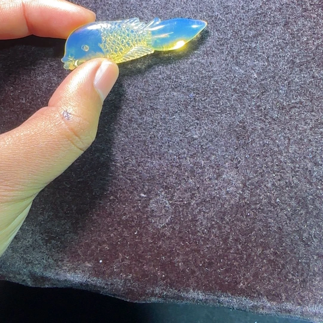 琥珀未镶嵌裸石琥珀