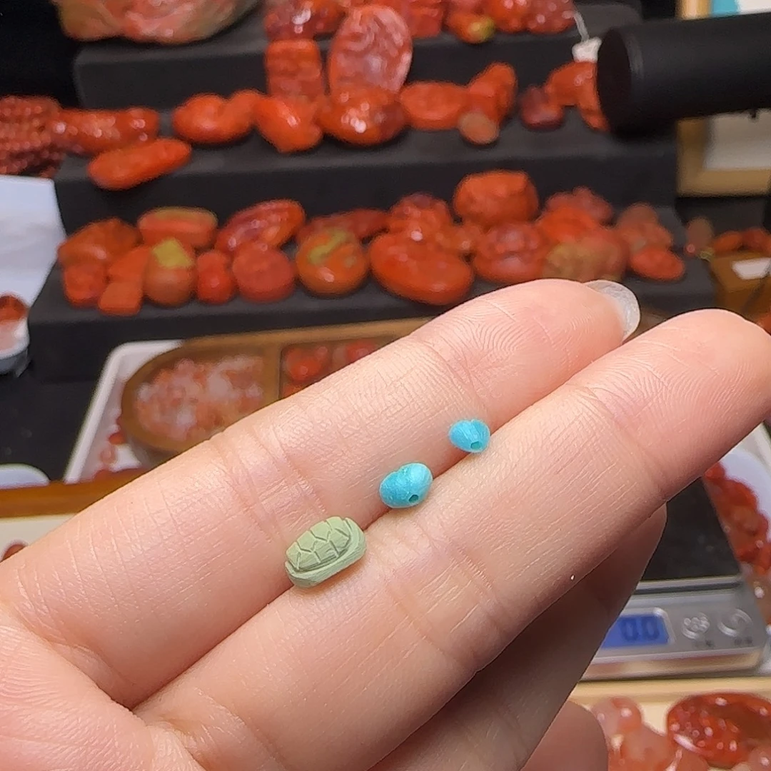 ****珠南红玛瑙未镶嵌颈饰