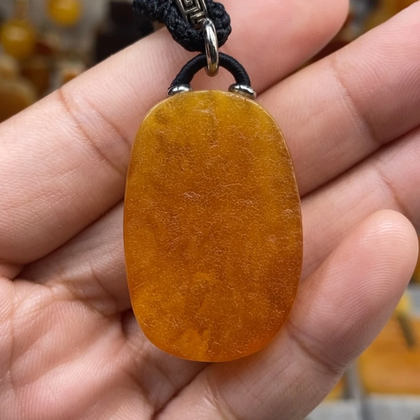 【闪购商品】琥珀颈饰未镶嵌
