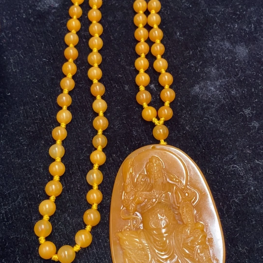 石英质玉（黄龙玉）颈饰合金