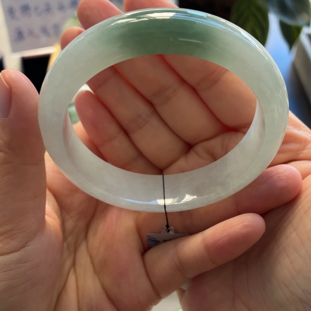 翡翠未镶嵌手镯天然