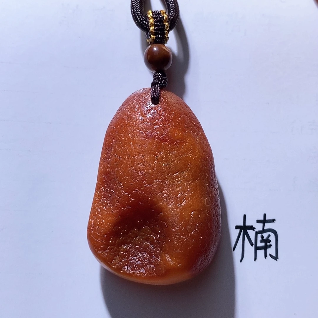未镶嵌琥珀珠宝奇石