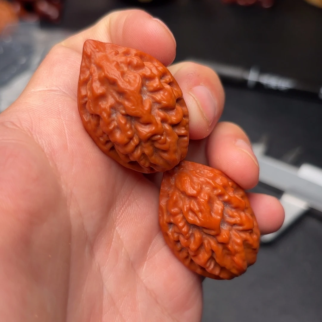 文玩核桃把件66000000