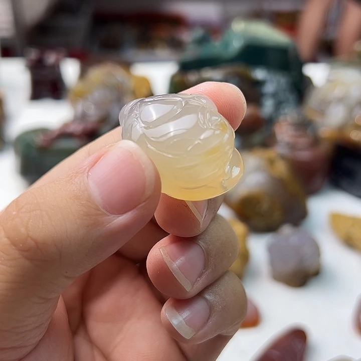 未镶嵌颈饰玛瑙/玉髓