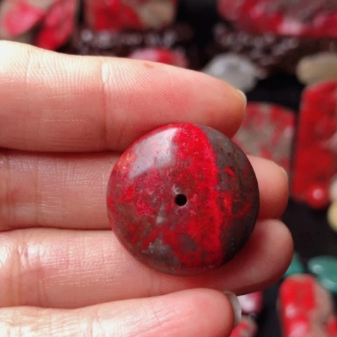 昌化鸡血石昌化鸡血石挂件