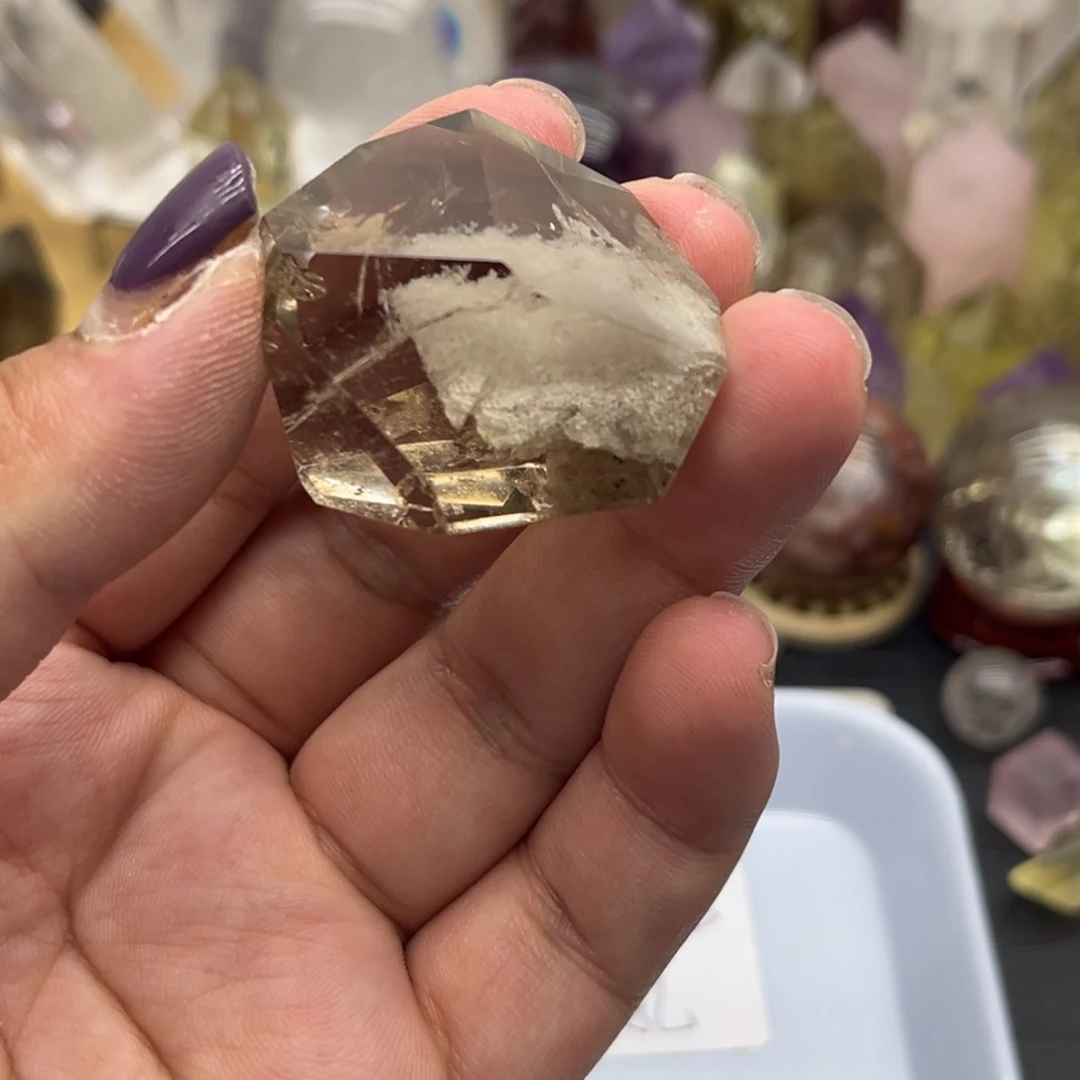 在****未镶嵌珠宝半成品水晶42