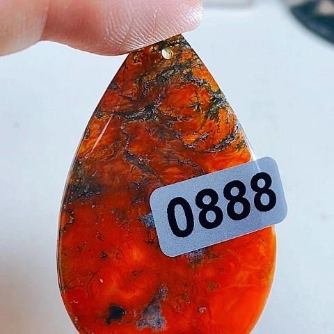 未镶嵌颈饰玛瑙/玉髓广****燃