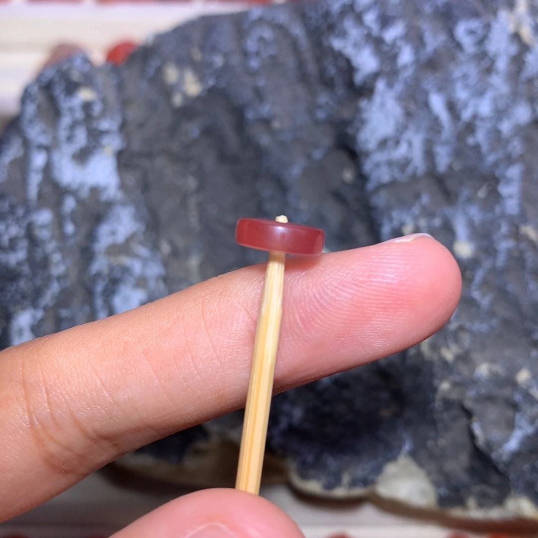 南红玛瑙未镶嵌药片9×3微沙纹