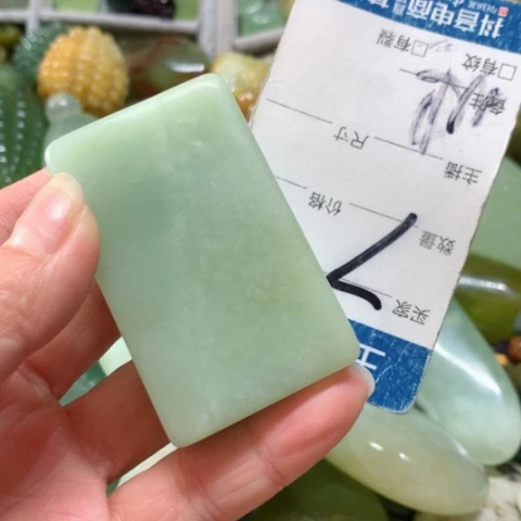 蛇纹石玉手把件未镶嵌