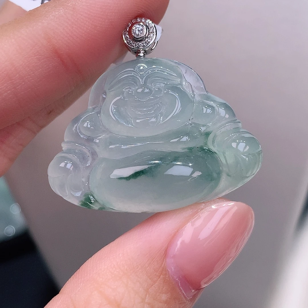 颈饰18K金镶嵌翡翠冰胶飘花佛公