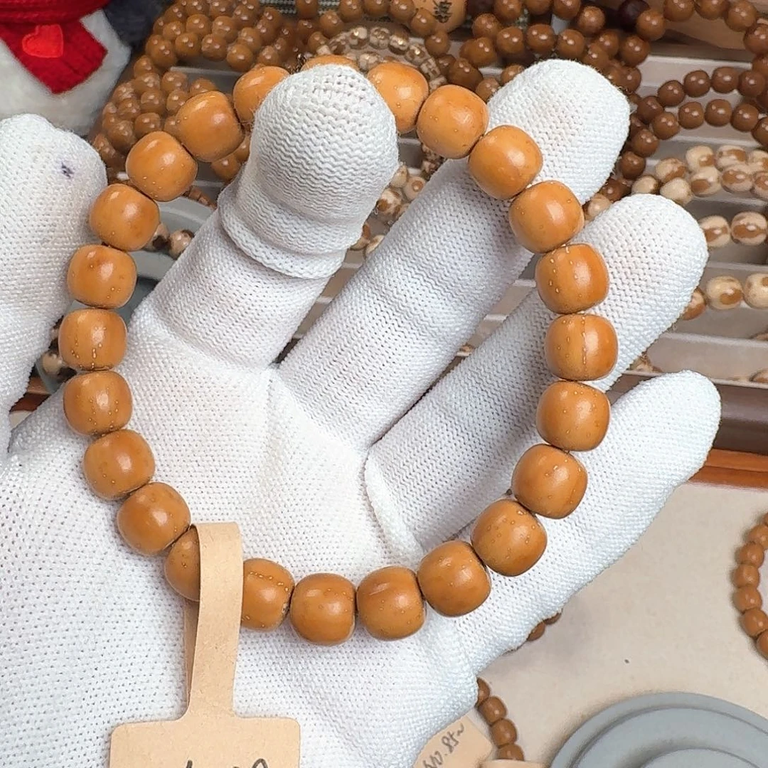 啊****g啊青山实心89紫金鼠卡9.7