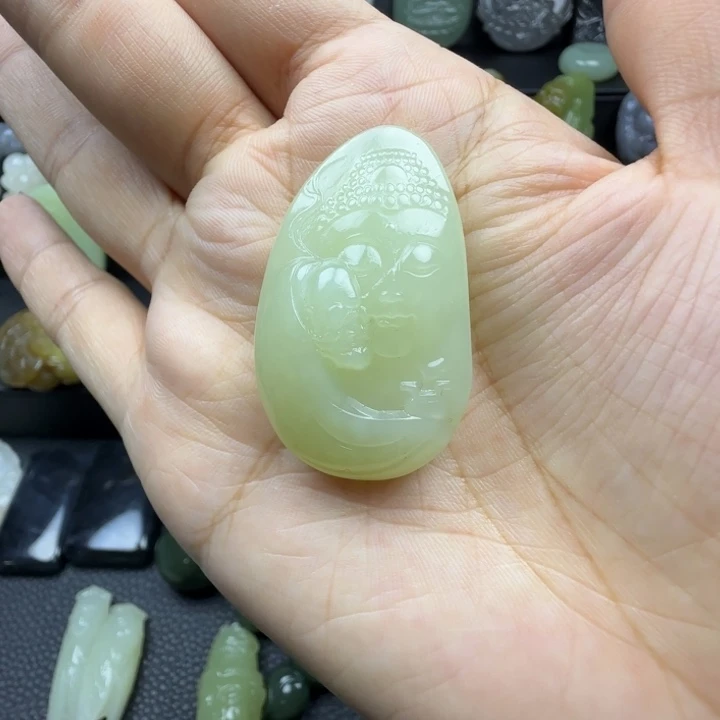 和田玉未镶嵌挂件